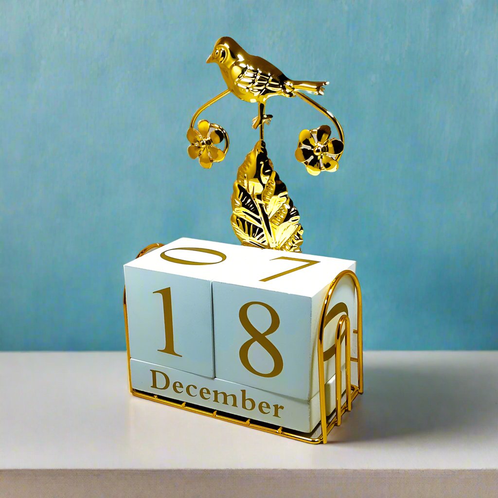 Desktop Calendar Metal Ornament Perpetual Wooden Number Dice Madina Gift