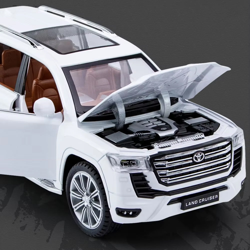 Jinlifang 1901-200P Toyota Land Cruiser LC300 Diecast 1:24 Model Car Madina Gift