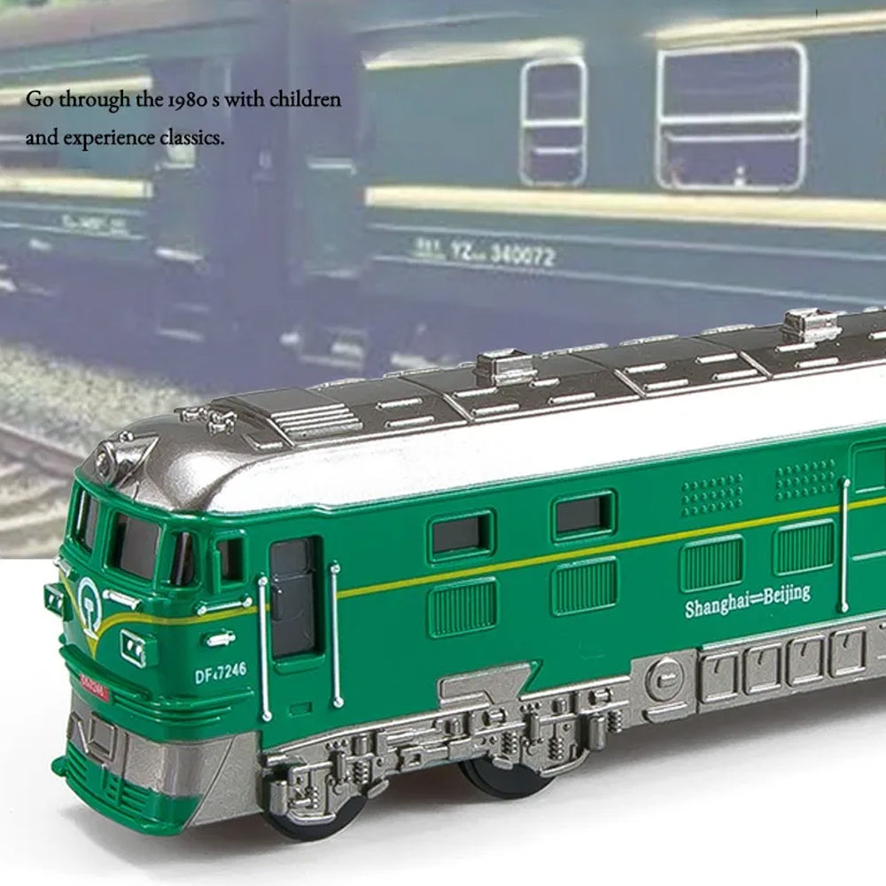 Choo-Choo! 1:87 Scale Light-Up, Sound, & Friction Train