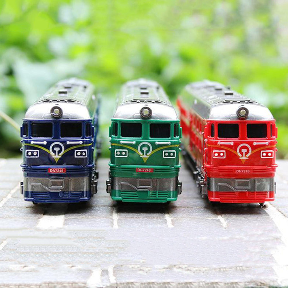Choo-Choo! 1:87 Scale Light-Up, Sound, & Friction Train