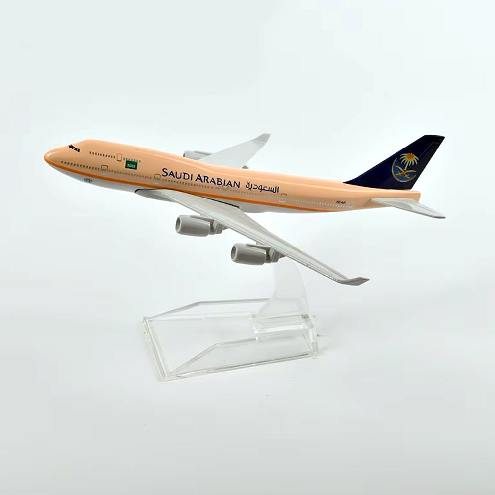 Saudi Arabian Airlines Boeing 747 Diecast Model 1:4 Madina Gift