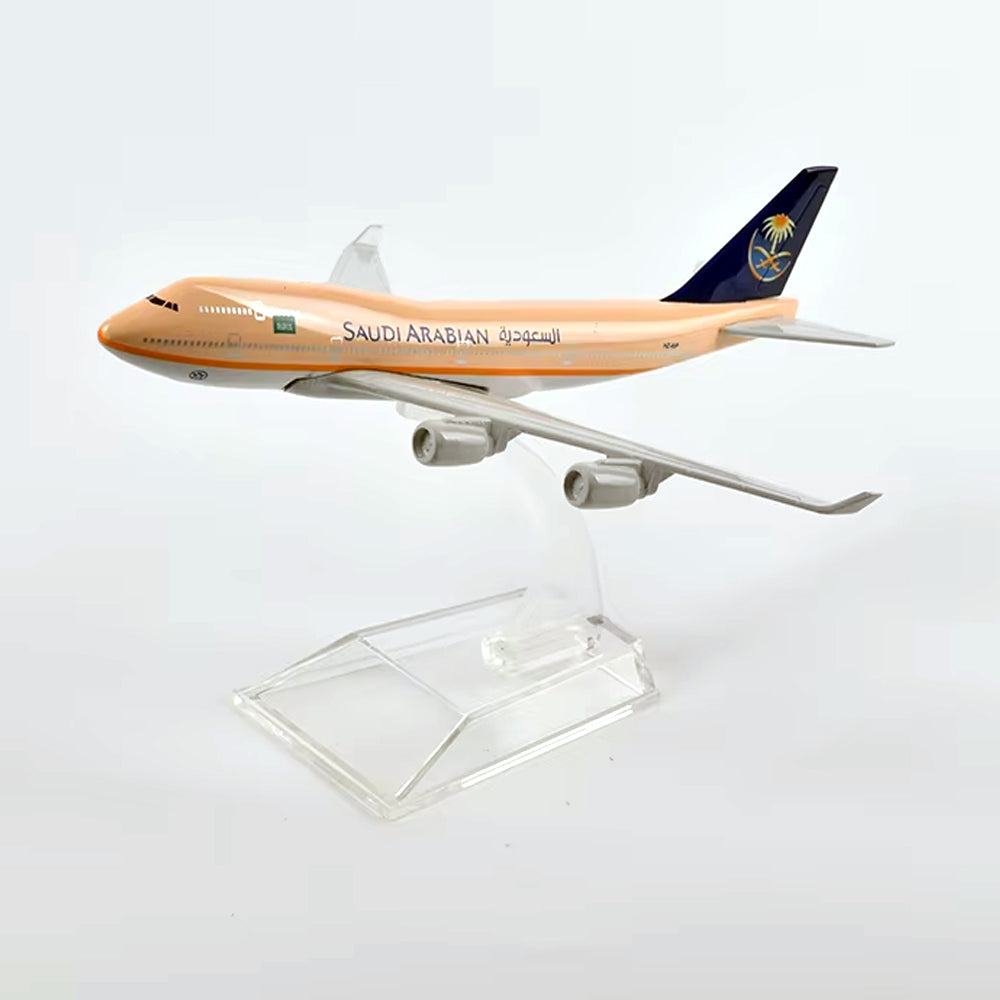 Saudi Arabian Airlines Boeing 747 Diecast Model 1:4 Madina Gift